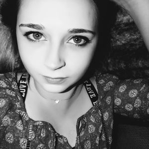 Meet your Posher, Tabitha